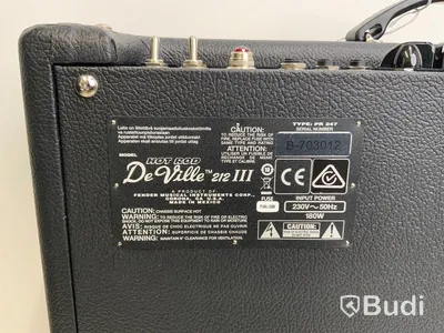 FENDER HOT ROD DeVille 212